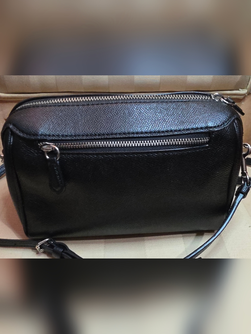 COACH BENNET BLACK LEATHER CROSSBODY,HANDBAG,PURSE,LIKE  NEW CONDITION - Picture 3 of 13